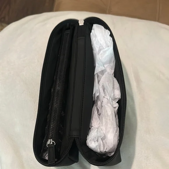 Men's Blue and Black Bag - Picture 3 of 4